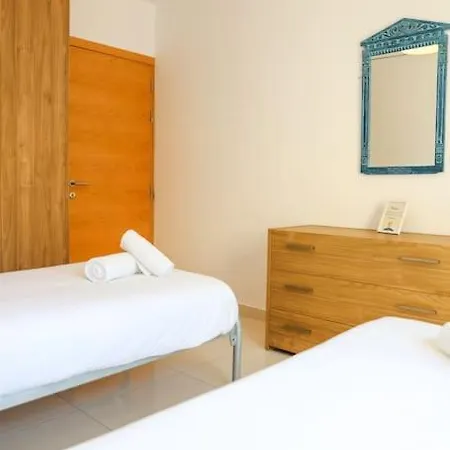 Spacious 2br With Stunning Sea Views By 360 Estates Appartement Mellieħa