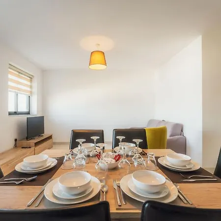 Stunning Sea View Haven At Seabreeze Court *