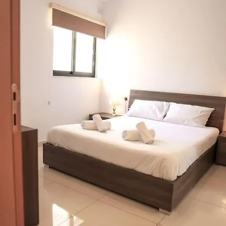 Spacious 2br With Stunning Sea Views By 360 Estates