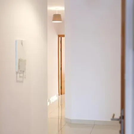 Spacious 2br With Stunning Sea Views By 360 Estates