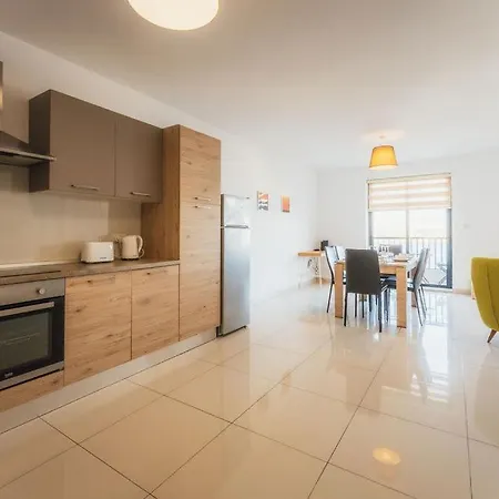 Stunning Sea View Haven At Seabreeze Court *