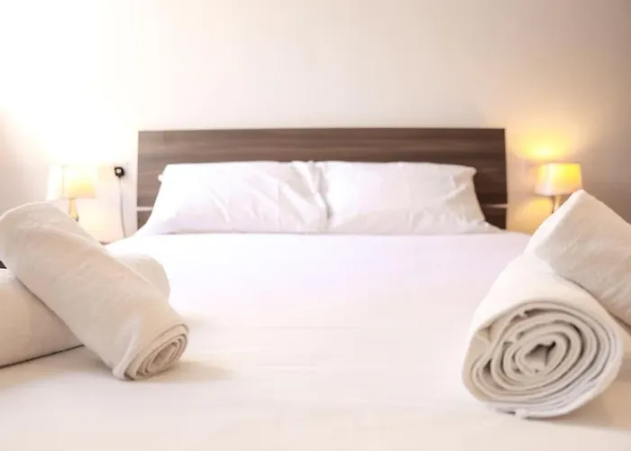 Spacious 2br With Stunning Sea Views By 360 Estates