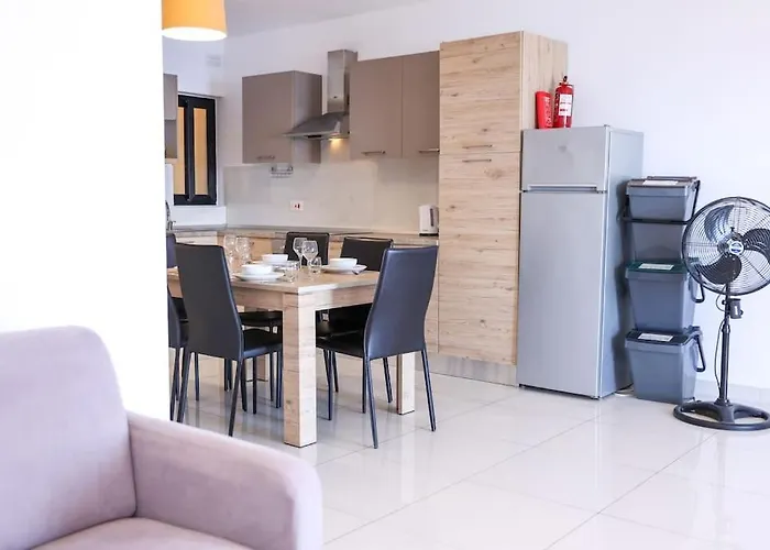 Spacious 2br With Stunning Sea Views By 360 Estates Διαμέρισμα