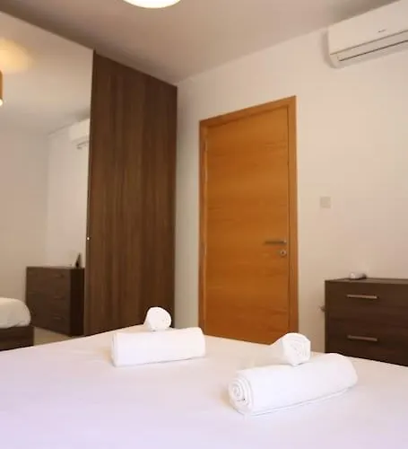 Spacious 2br With Stunning Sea Views By 360 Estates Mellieħa