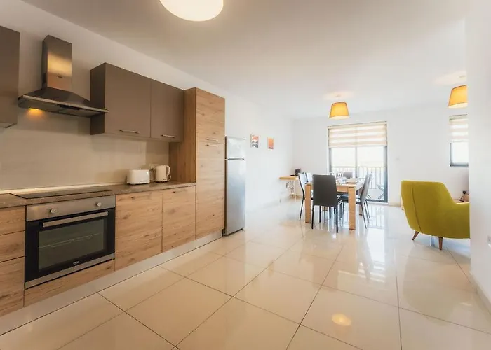 Stunning Sea View Haven At Seabreeze Court *