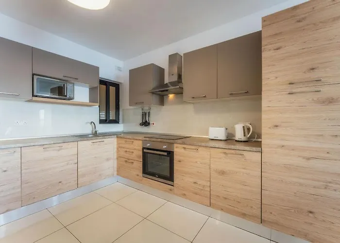 Stunning Sea View Haven At Seabreeze Court Apartament *