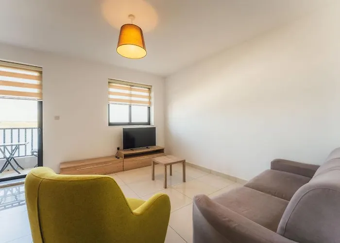 Stunning Sea View Haven At Seabreeze Court Apartament *