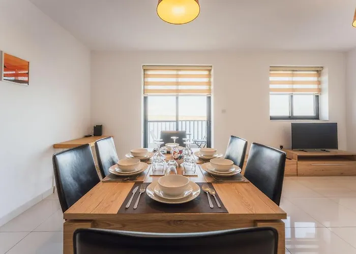 Apartament Stunning Sea View Haven At Seabreeze Court Mellieħa