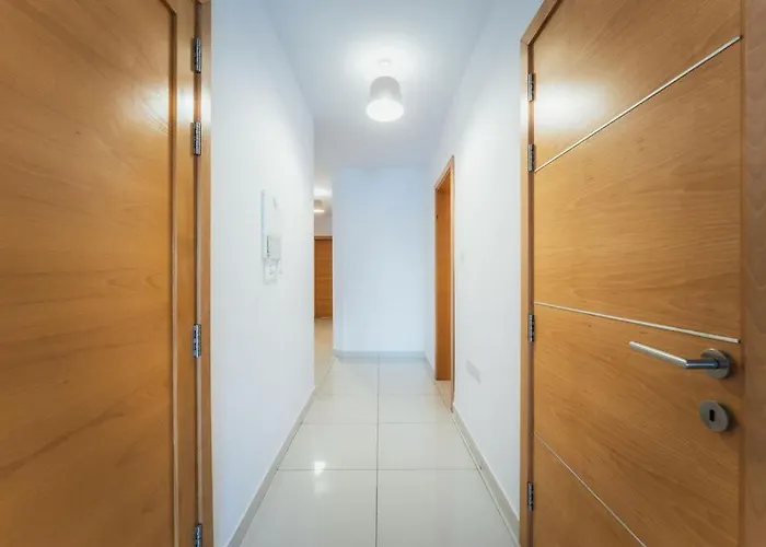 Stunning Sea View Haven At Seabreeze Court